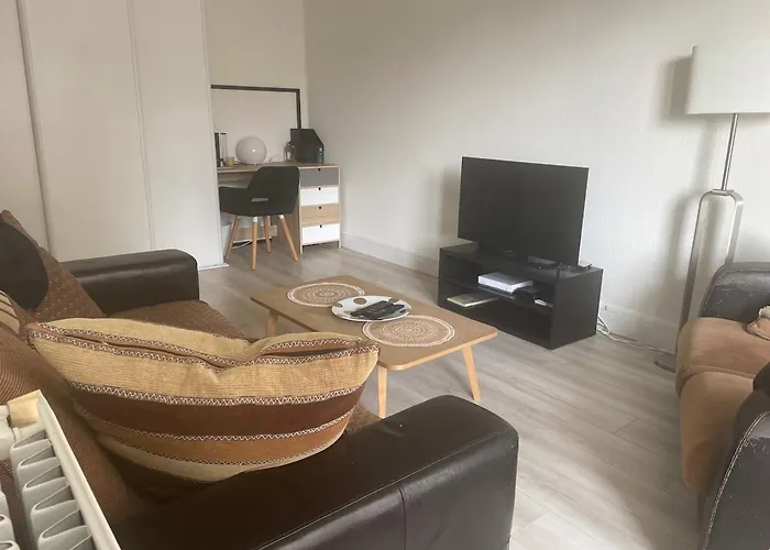 Lumineux Au Centre De * Bordeaux