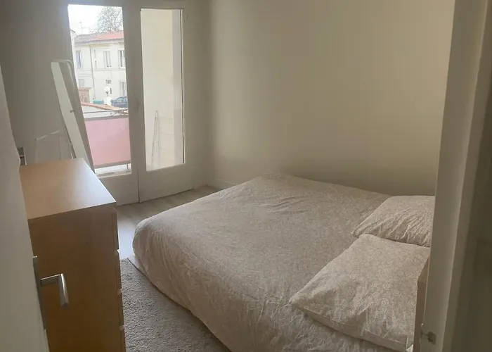 Lumineux Au Centre De Bordeaux